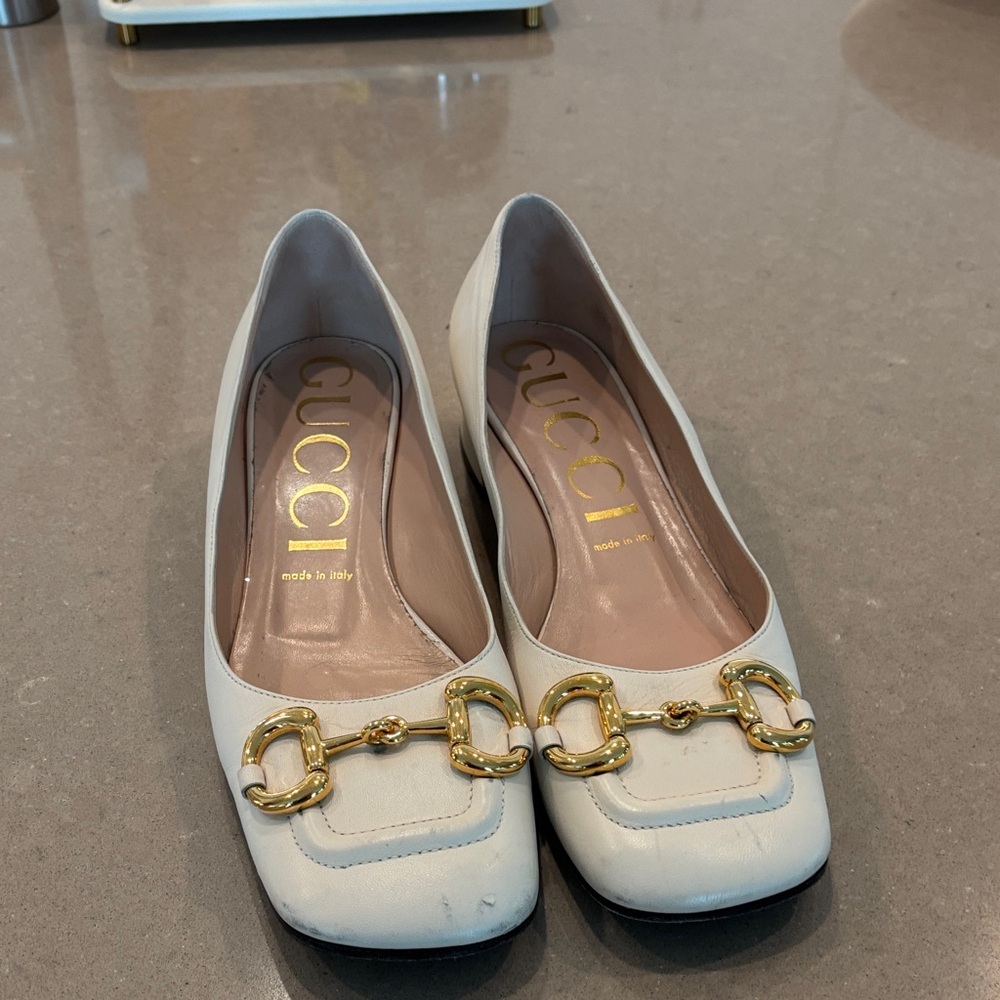 Beautiful Gucci loafers size 40